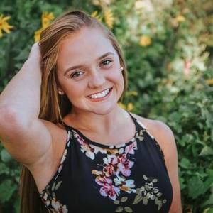 Meet your Posher, Abbie